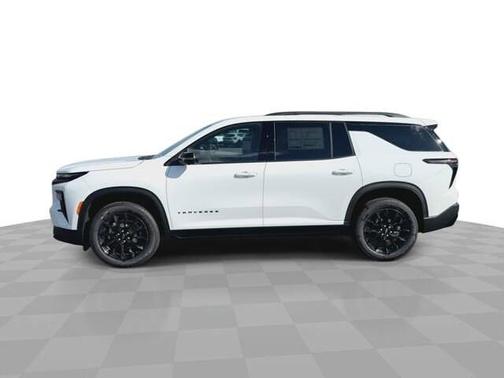 Summit White 2026 Chevrolet Traverse LT