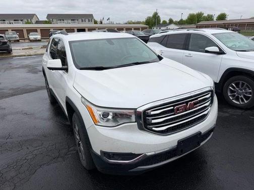 White Frost Tricoat 2019 GMC Acadia SLT-1