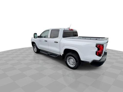 2024 Chevrolet Colorado WT