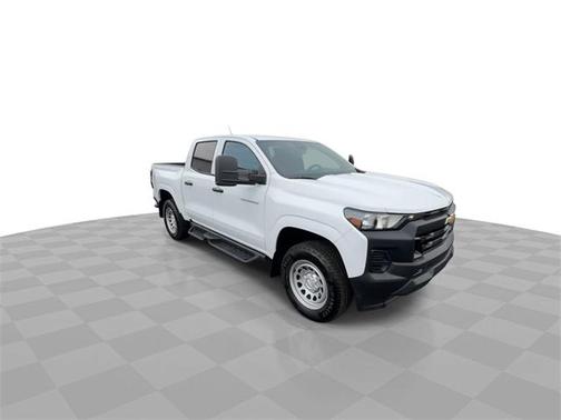 2024 Chevrolet Colorado WT