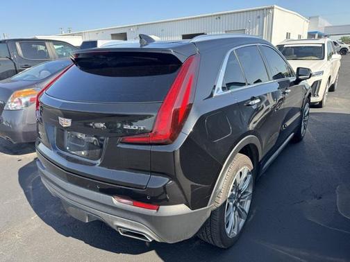 2019 Cadillac XT4 Premium Luxury