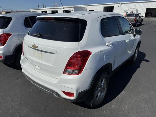 2022 Chevrolet Trax LS