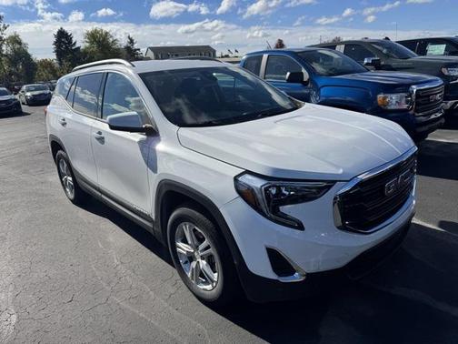 2020 GMC Terrain SLE