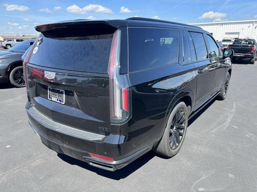 2023 Cadillac Escalade ESV Sport Platinum