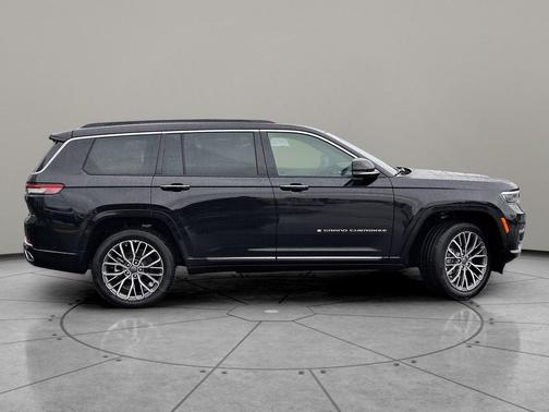 2025 Jeep Grand Cherokee L Summit Reserve