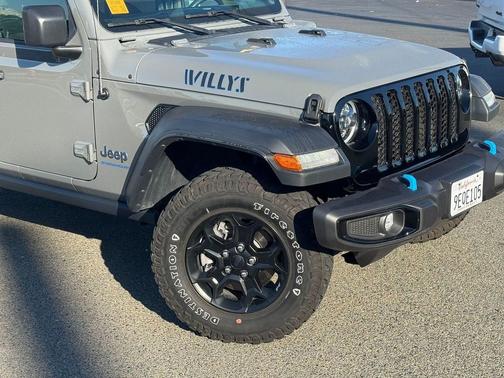 2023 Jeep Wrangler 4xe Base