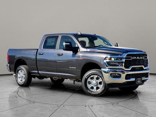 2025 RAM 3500 Big Horn Crew Cab 4x4 6'4' Box