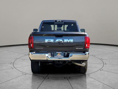 2025 RAM 3500 Big Horn Crew Cab 4x4 6'4' Box