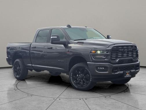 2025 RAM 3500 Big Horn Crew Cab 4x4 6'4' Box