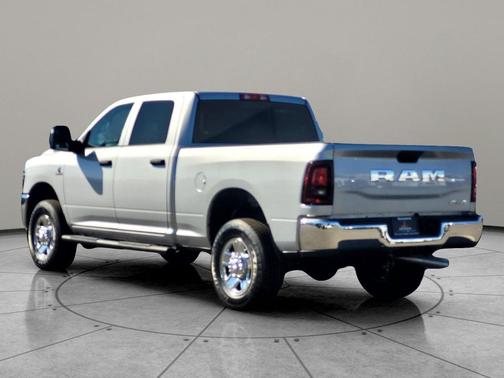 2025 RAM 2500 Tradesman Crew Cab 4x4 6'4' Box