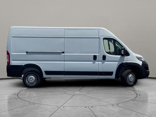 2025 RAM ProMaster 2500 Tradesman