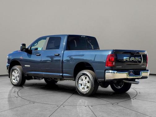 2025 RAM 3500 Big Horn Crew Cab 4x4 6'4' Box