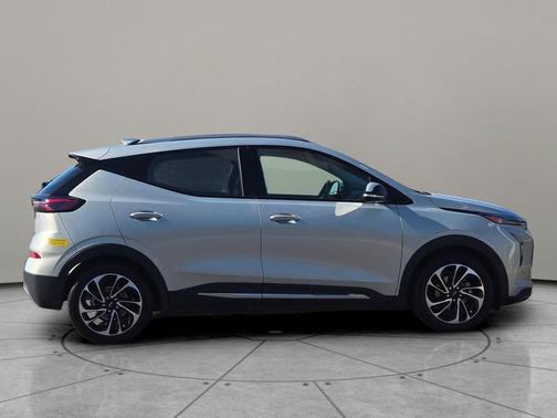 2022 Chevrolet Bolt EUV FWD Premier