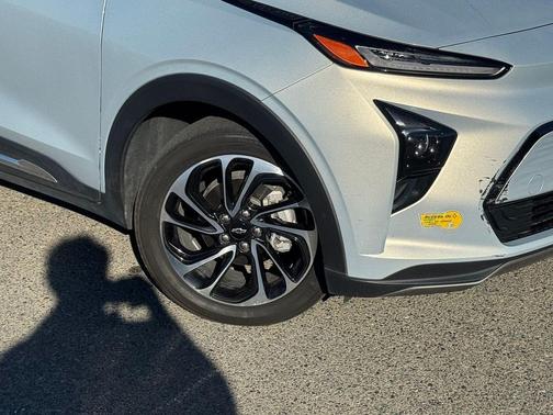 2022 Chevrolet Bolt EUV FWD Premier