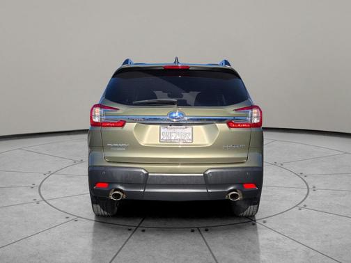 2024 Subaru Ascent Premium 8-Passenger