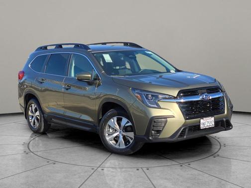 2024 Subaru Ascent Premium 8-Passenger