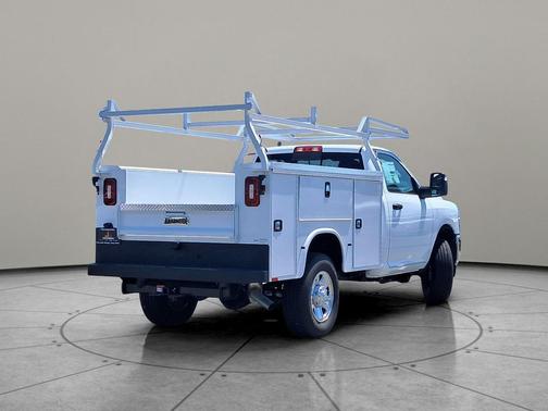 2024 RAM 3500 Tradesman Regular Cab 4x4 8' Box