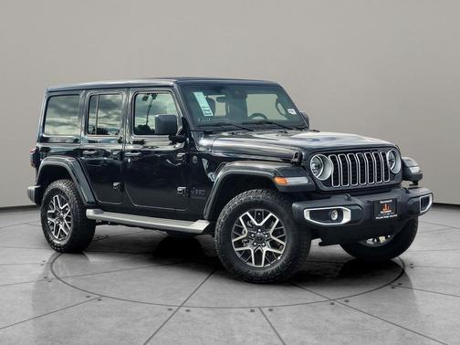 2025 Jeep Wrangler 4-Door Sahara 4x4