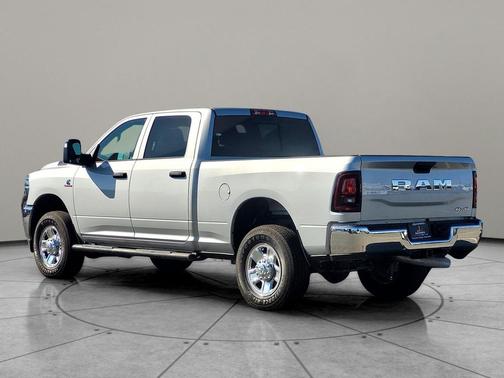 2025 RAM 2500 Tradesman Crew Cab 4x4 6'4' Box