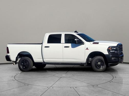 2025 RAM 2500 Tradesman Crew Cab 4x4 6'4' Box