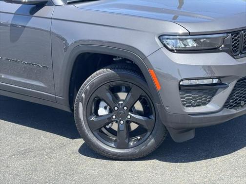 2025 Jeep Grand Cherokee Limited X