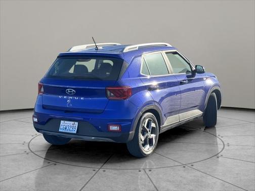 2023 Hyundai VENUE SEL