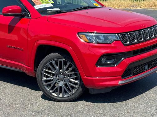 2023 Jeep Compass (RED) Edition 4x4