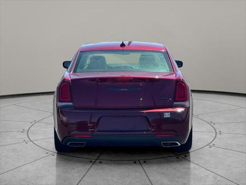 2022 Chrysler 300 S