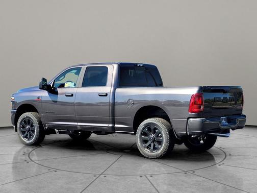 2025 RAM 3500 Laramie Crew Cab 4x4 6'4' Box
