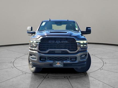 2025 RAM 3500 Laramie Crew Cab 4x4 6'4' Box