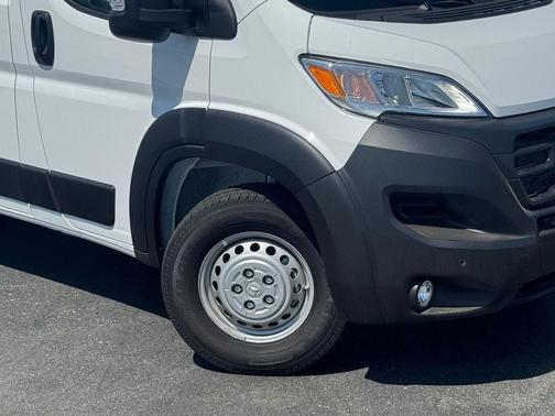 2025 RAM ProMaster 2500 Tradesman