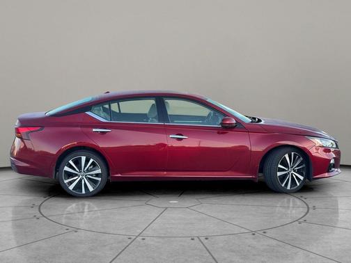 2022 Nissan Altima Platinum Intelligent AWD