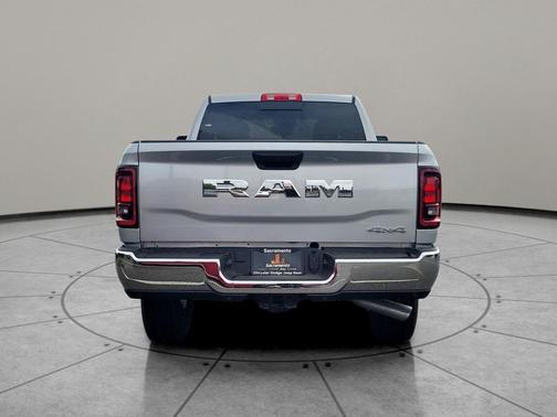 2025 RAM 2500 Tradesman Crew Cab 4x4 6'4' Box
