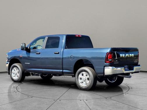 2025 RAM 2500 Big Horn Crew Cab 4x4 6'4' Box