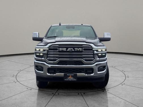 2025 RAM 3500 Laramie Crew Cab 4x4 6'4' Box