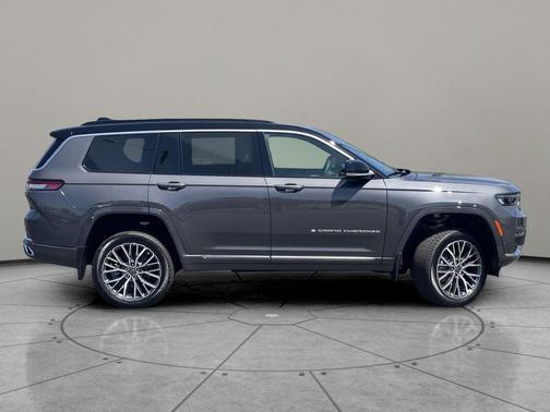 2025 Jeep Grand Cherokee L Summit Reserve