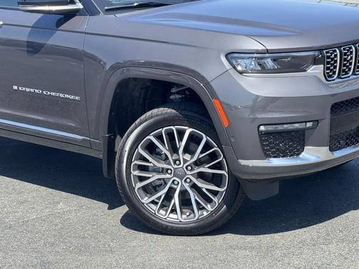 2025 Jeep Grand Cherokee L Summit Reserve