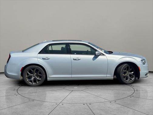 2021 Chrysler 300 S