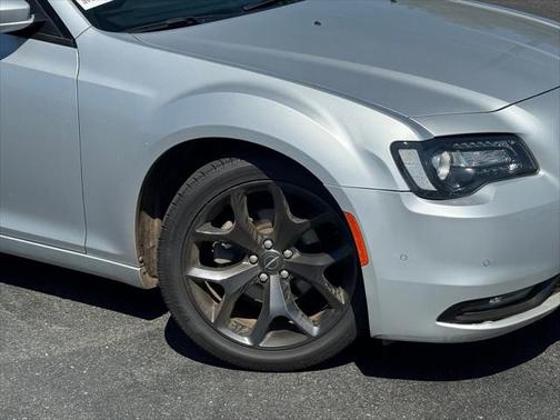 2021 Chrysler 300 S
