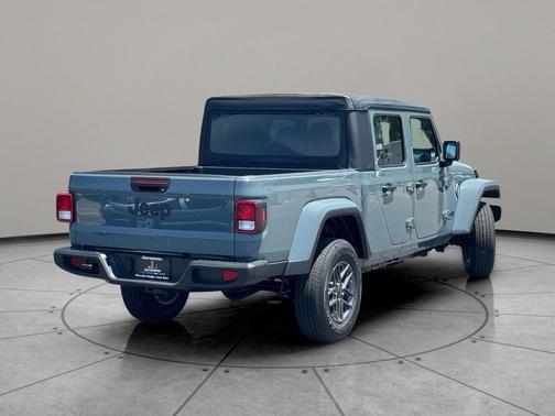 2025 Jeep Gladiator Sport S