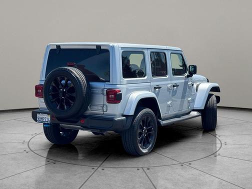 2022 Jeep Wrangler Unlimited 4xe Sahara