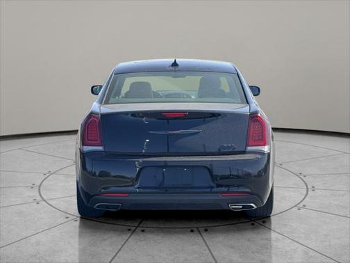 2022 Chrysler 300 S