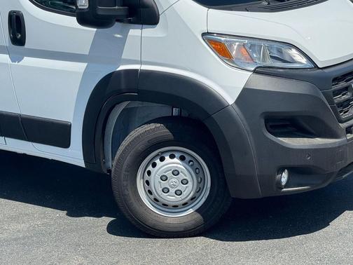 2025 RAM ProMaster 1500 Low Roof