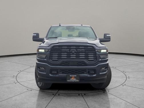 2025 RAM 3500 Big Horn Crew Cab 4x4 6'4' Box