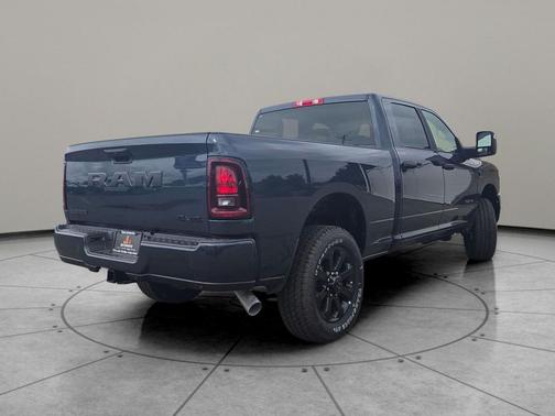 2025 RAM 3500 Big Horn Crew Cab 4x4 6'4' Box