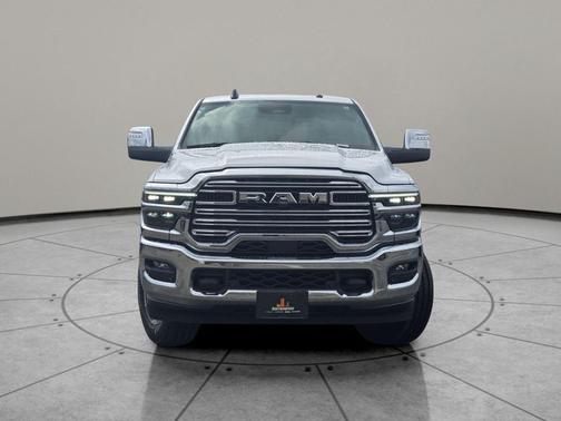 2025 RAM 3500 Laramie Crew Cab 4x4 6'4' Box