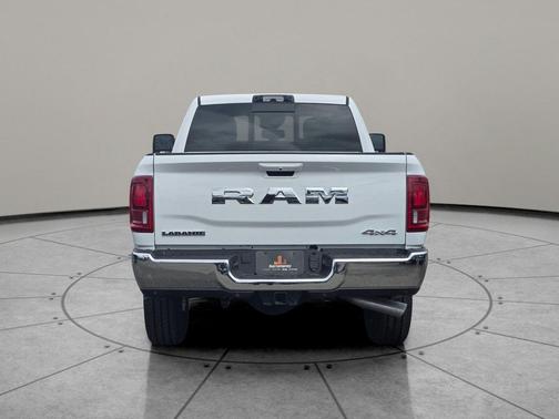 2025 RAM 3500 Laramie Crew Cab 4x4 6'4' Box