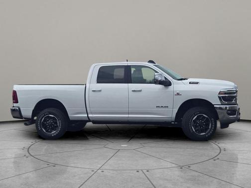 2025 RAM 3500 Laramie Crew Cab 4x4 6'4' Box