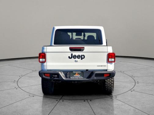 2025 Jeep Gladiator High Tide