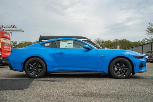 Grabber Blue Metallic 2026 Ford Mustang GT
